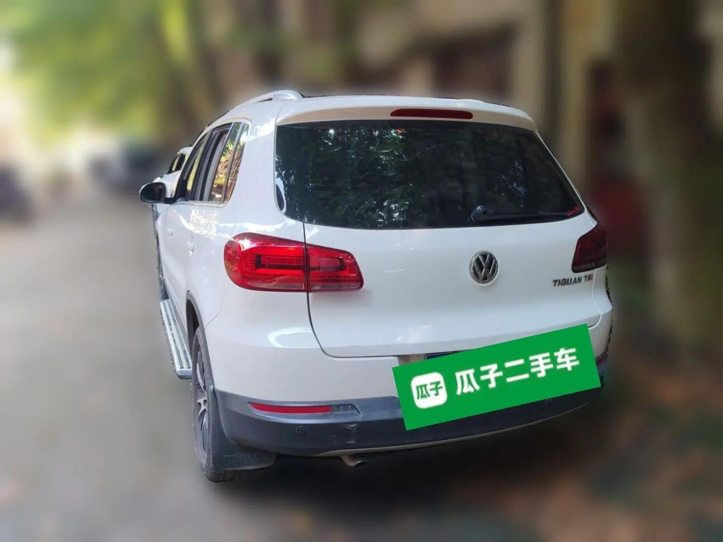 Volkswagen Tiguan 2015 1.8TSI Automatic Two-Wheel Drive Luxury Model — миниатюра 4