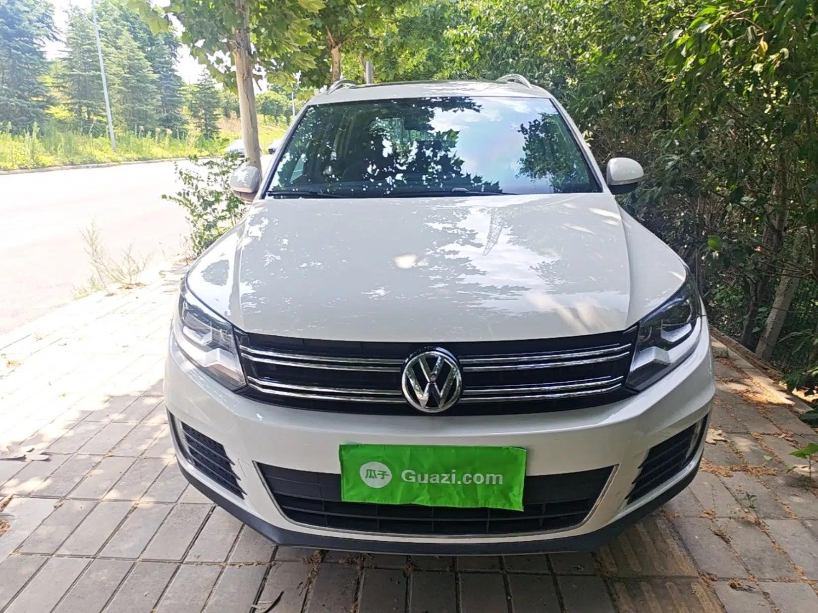 Volkswagen Tiguan 2015 1.8TSI Automatic Two-Wheel Drive Luxury Model — миниатюра 2