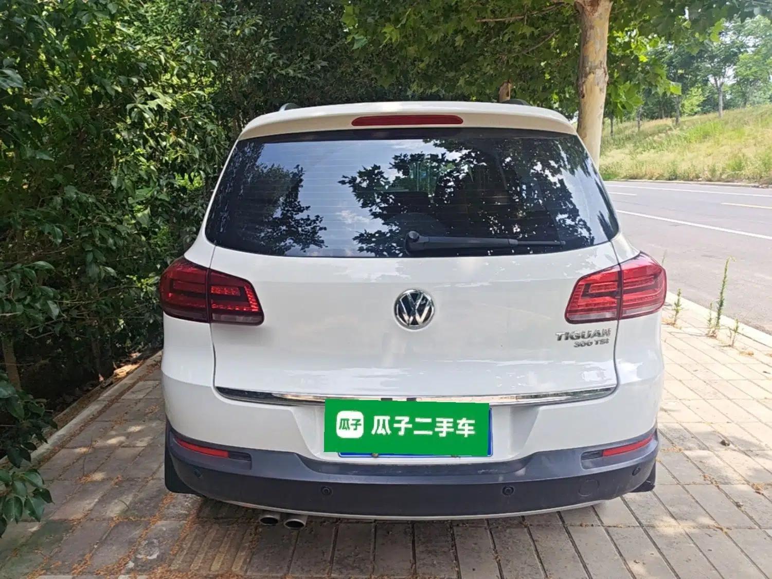 Volkswagen Tiguan 2015 1.8TSI Automatic Two-Wheel Drive Luxury Model — миниатюра 5