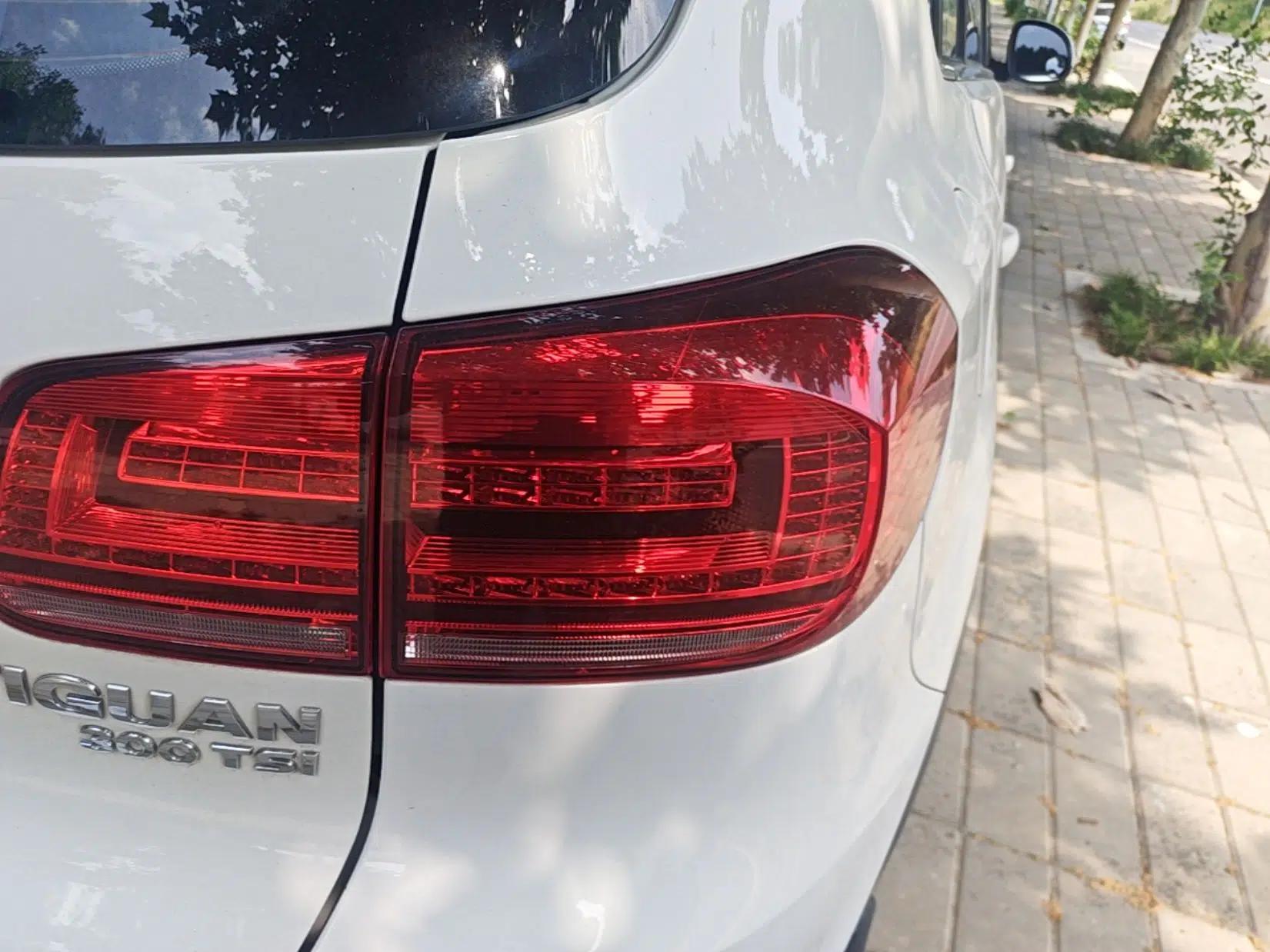 Volkswagen Tiguan 2015 1.8TSI Automatic Two-Wheel Drive Luxury Model — миниатюра 9