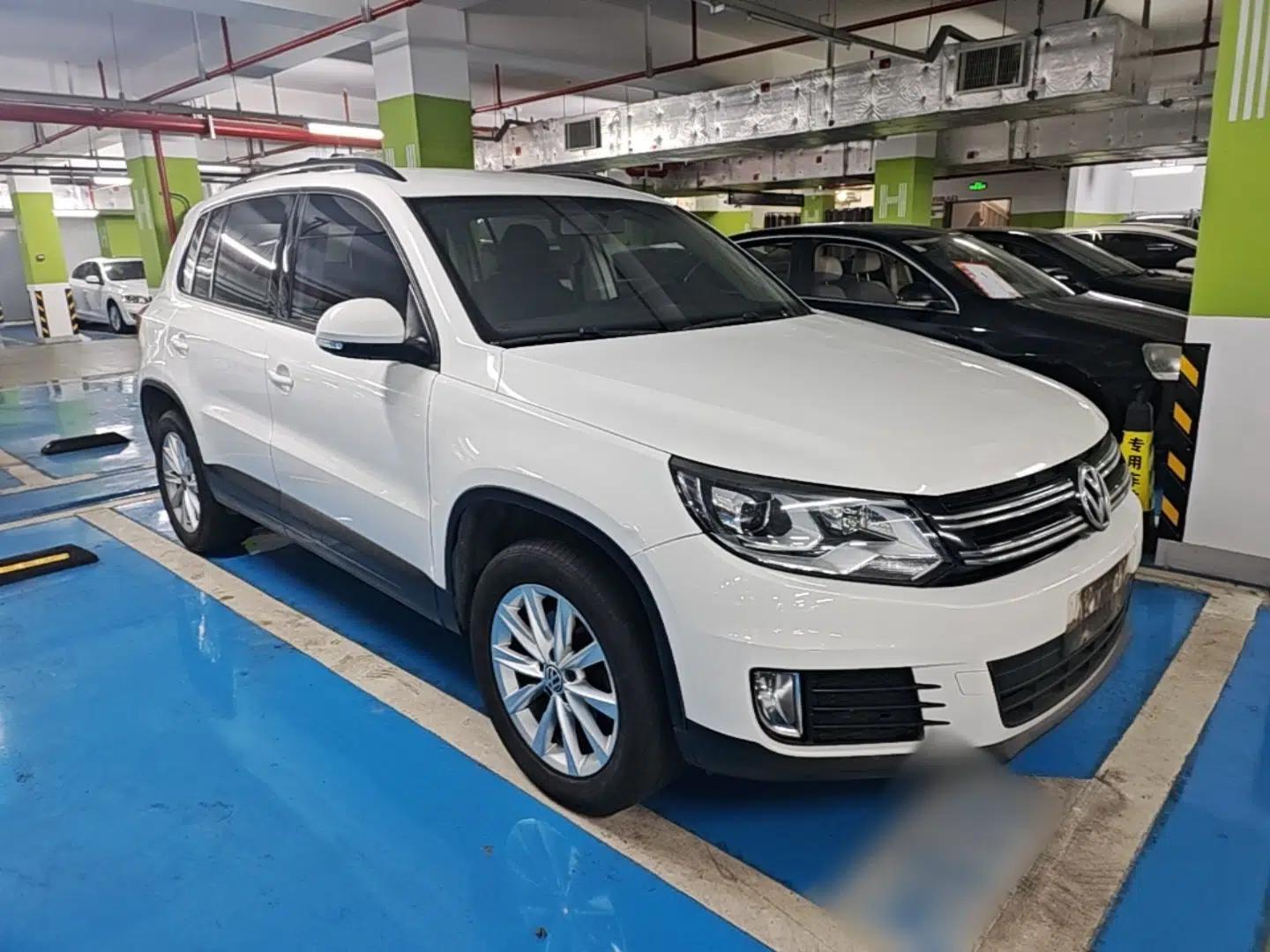 Volkswagen Tiguan 2017 300TSI Automatic Two-Wheel Drive Silk Road Luxury Edition — миниатюра 3