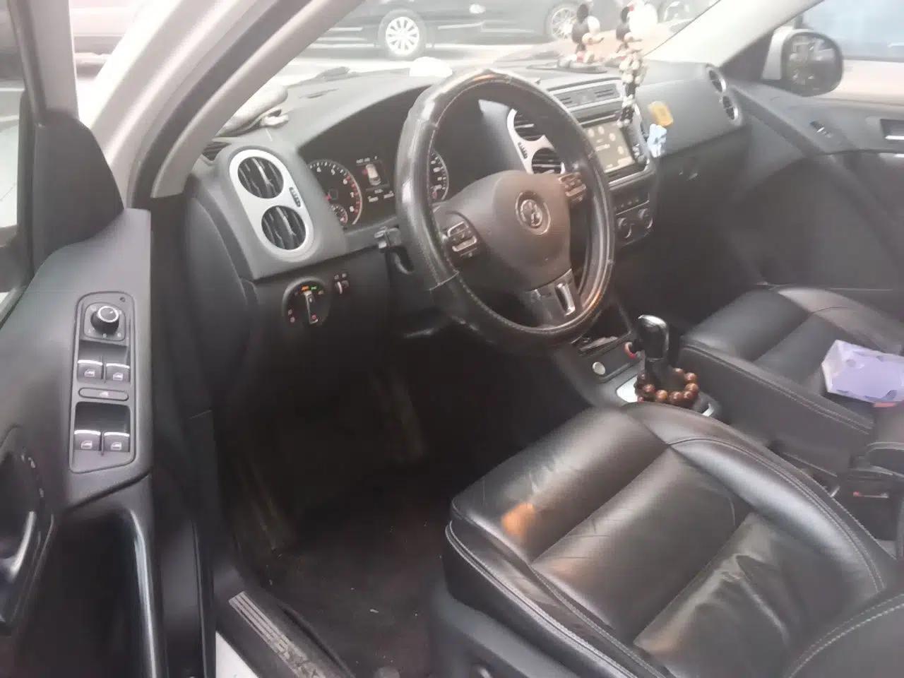 Volkswagen Tiguan 2015 1.8TSI Automatic Two-Wheel Drive Luxury Model — миниатюра 16