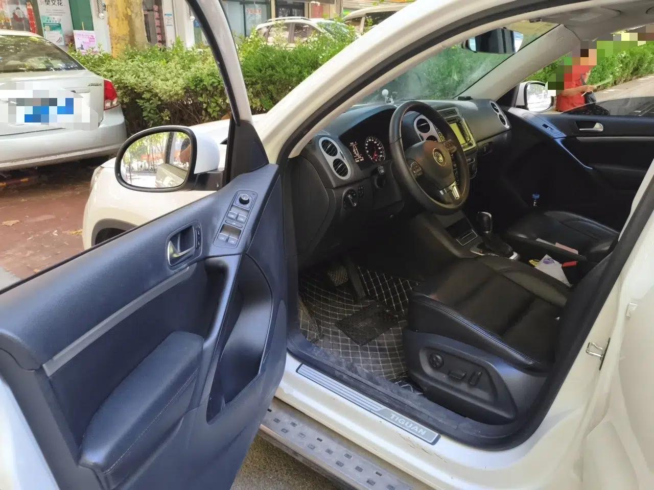 Volkswagen Tiguan 2015 1.8TSI Automatic Two-Wheel Drive Comfort Edition — миниатюра 16