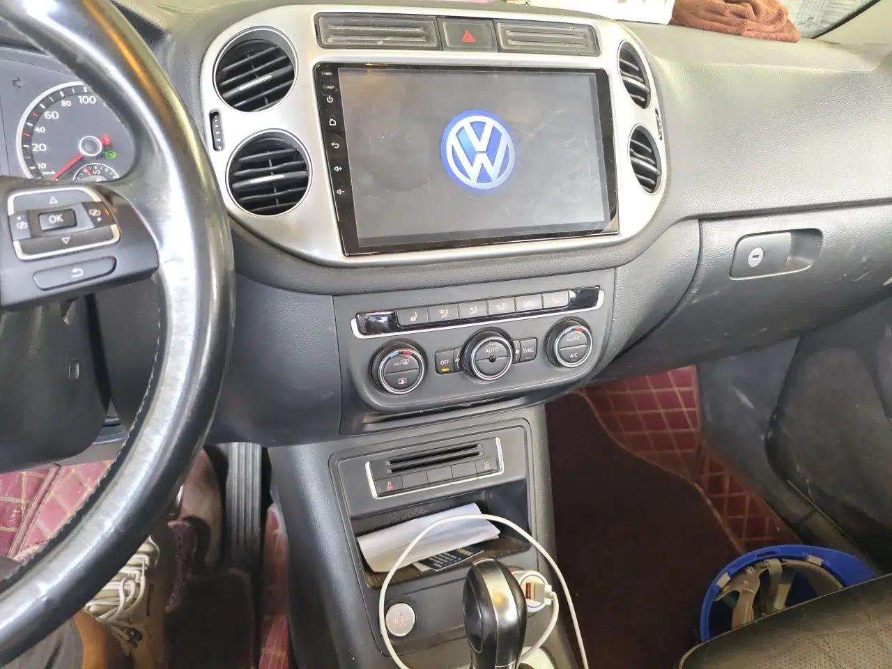 Volkswagen Tiguan 2015 1.8TSI Automatic Two-Wheel Drive Luxury Model — миниатюра 13