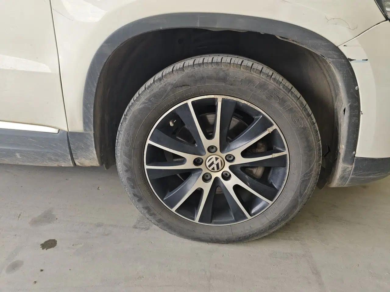 Volkswagen Tiguan 2015 1.8TSI Automatic Two-Wheel Drive Luxury Model — миниатюра 8