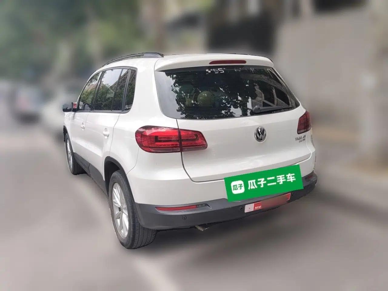 Volkswagen Tiguan 2017 300TSI Automatic Two-Wheel Drive Silk Road Comfort Edition — миниатюра 4