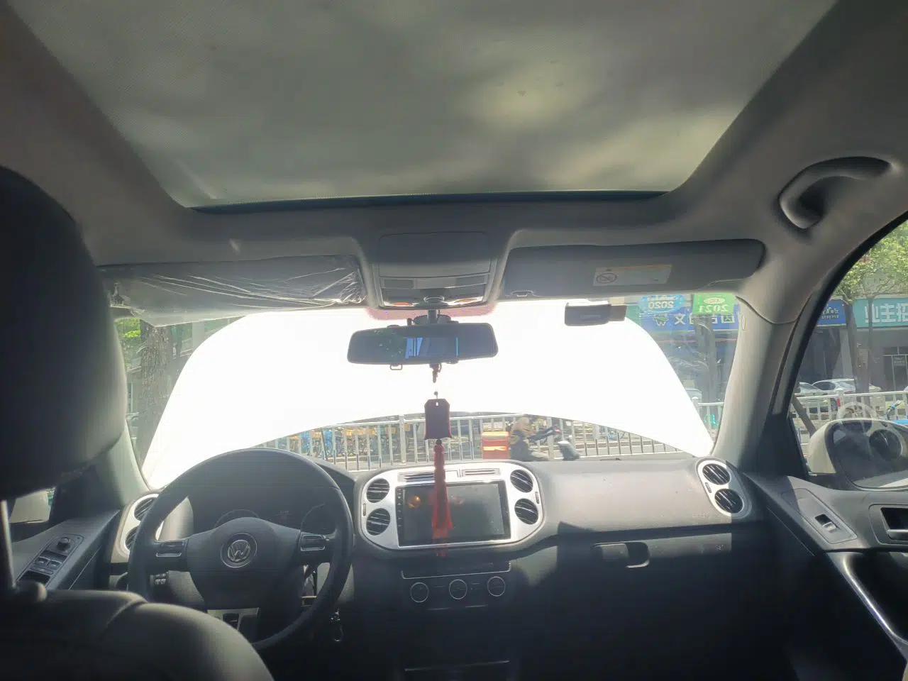 Volkswagen Tiguan 2016 280TSI Automatic Two-Wheel Drive Silk Road Comfort Edition — миниатюра 18