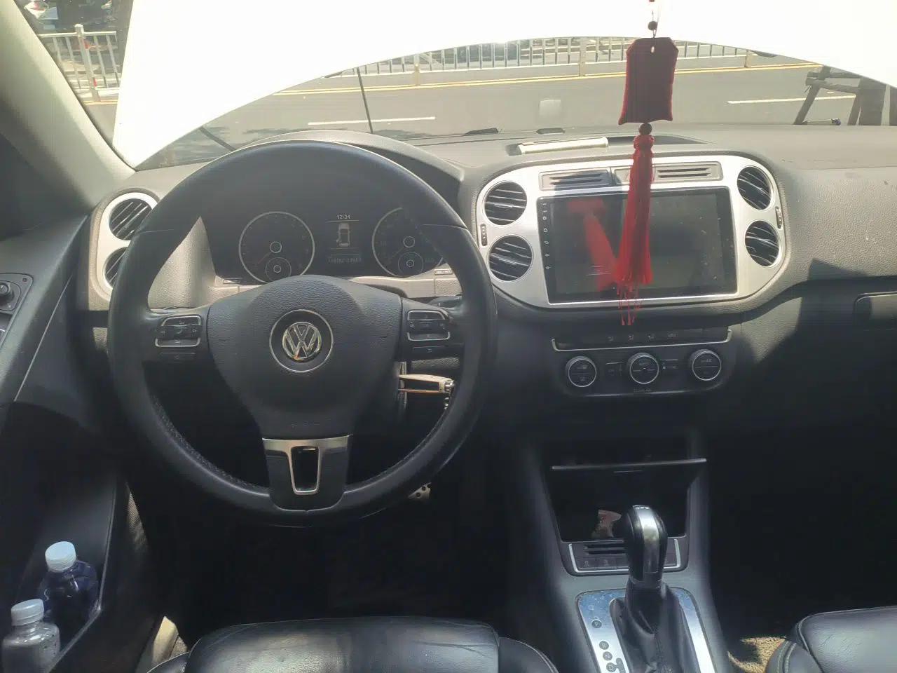 Volkswagen Tiguan 2016 280TSI Automatic Two-Wheel Drive Silk Road Comfort Edition — миниатюра 9