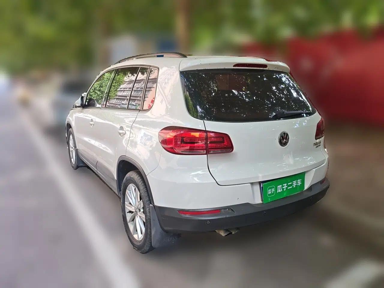 Volkswagen Tiguan 2016 280TSI Automatic Two-Wheel Drive Silk Road Comfort Edition — миниатюра 4