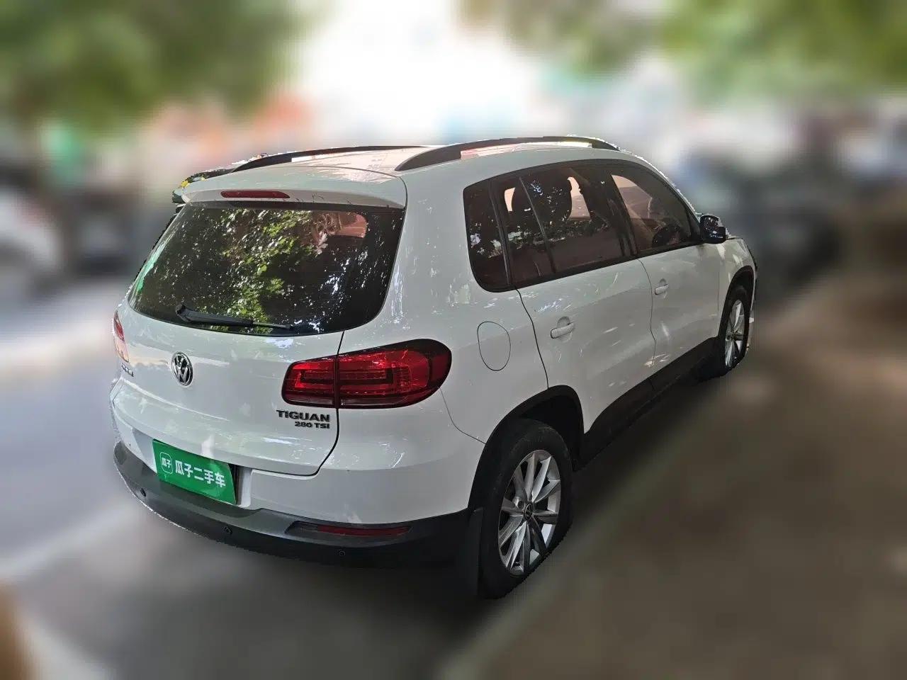 Volkswagen Tiguan 2016 280TSI Automatic Two-Wheel Drive Silk Road Comfort Edition — миниатюра 6