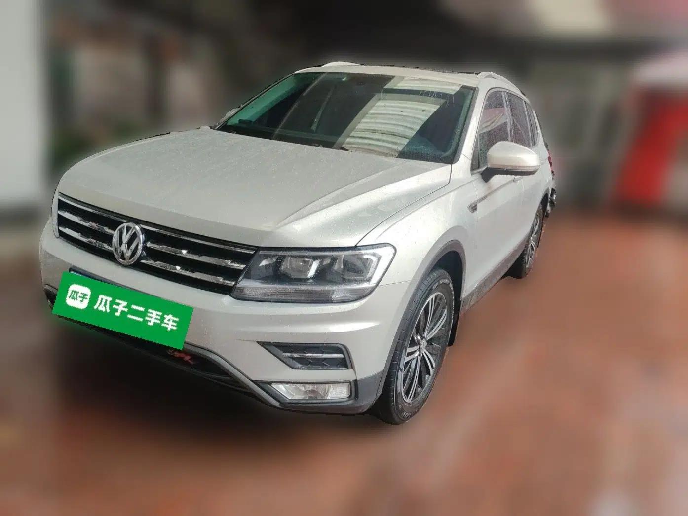 Volkswagen Tiguan L 2019 Revised Version 280TSI Automatic Two-Wheel Drive Panoramic Comfort Edition China VI Standard — миниатюра 1