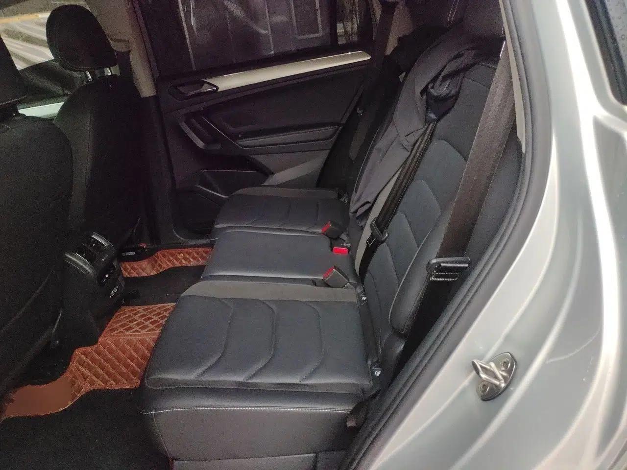 Volkswagen Tiguan L 2019 Revised Version 280TSI Automatic Two-Wheel Drive Panoramic Comfort Edition China VI Standard — миниатюра 17
