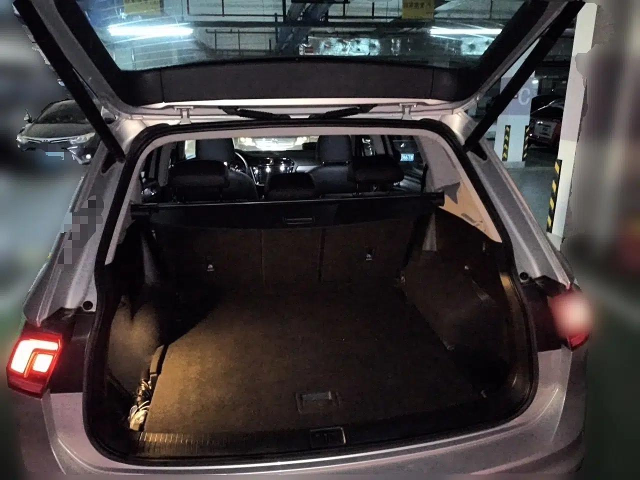 Volkswagen Tiguan L 2019 330TSI Automatic Two-Wheel Drive Smart Luxury Version China VI Standard — миниатюра 19
