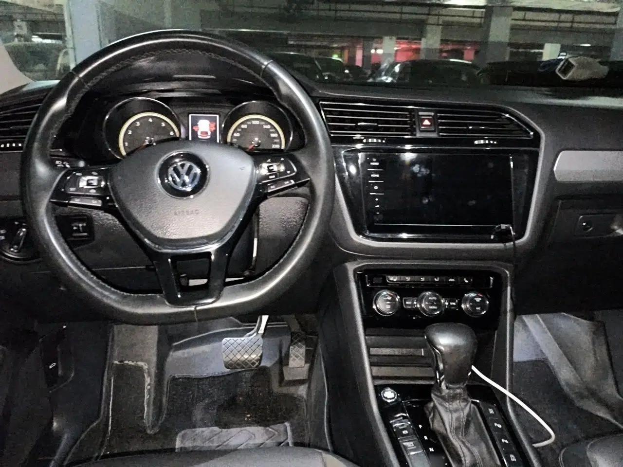 Volkswagen Tiguan L 2019 330TSI Automatic Two-Wheel Drive Smart Luxury Version China VI Standard — миниатюра 9