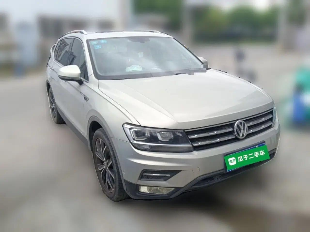 Volkswagen Tiguan L 2019 330TSI Automatic Two-Wheel Drive Smart Luxury Version China VI Standard — миниатюра 3