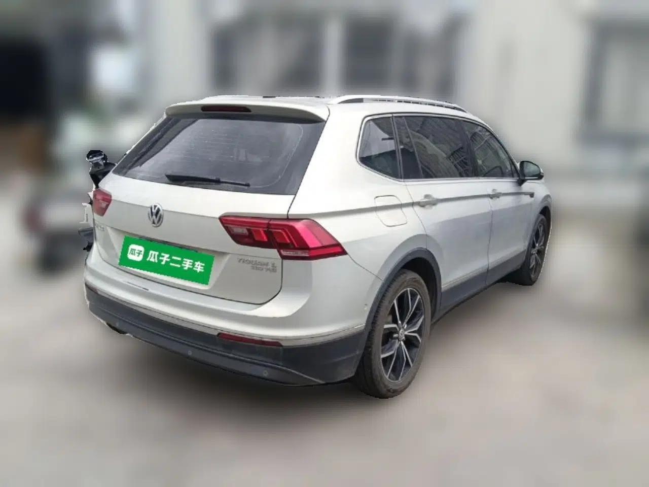 Volkswagen Tiguan L 2019 330TSI Automatic Two-Wheel Drive Smart Luxury Version China VI Standard — миниатюра 6