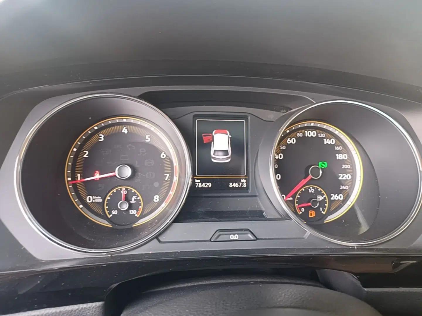 Volkswagen Tiguan L 2020 330TSI Automatic Two-Wheel Drive Panoramic Comfort Edition China VI Standard — миниатюра 14