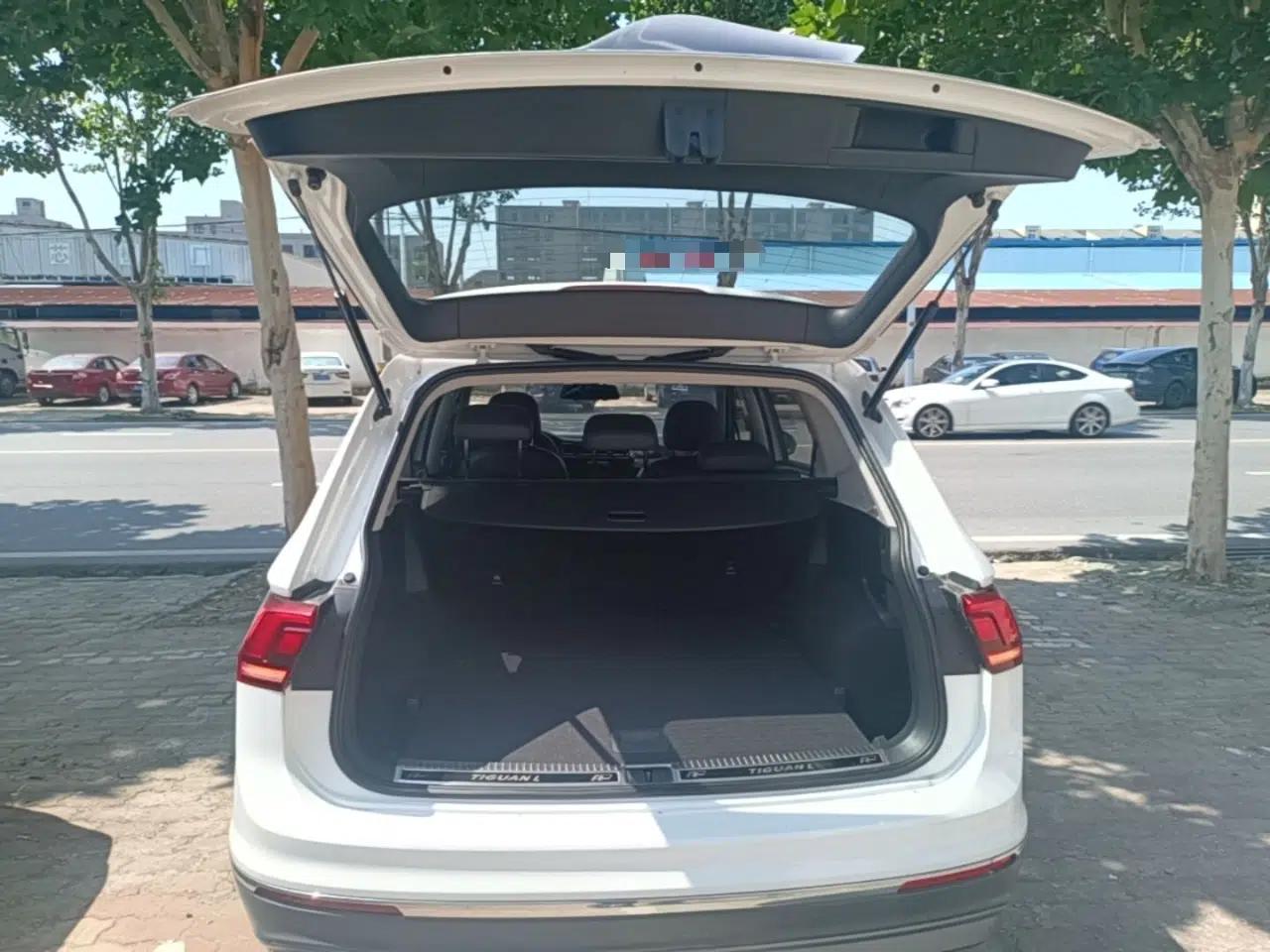 Volkswagen Tiguan L 2020 330TSI Automatic Two-Wheel Drive Panoramic Comfort Edition China VI Standard — миниатюра 22