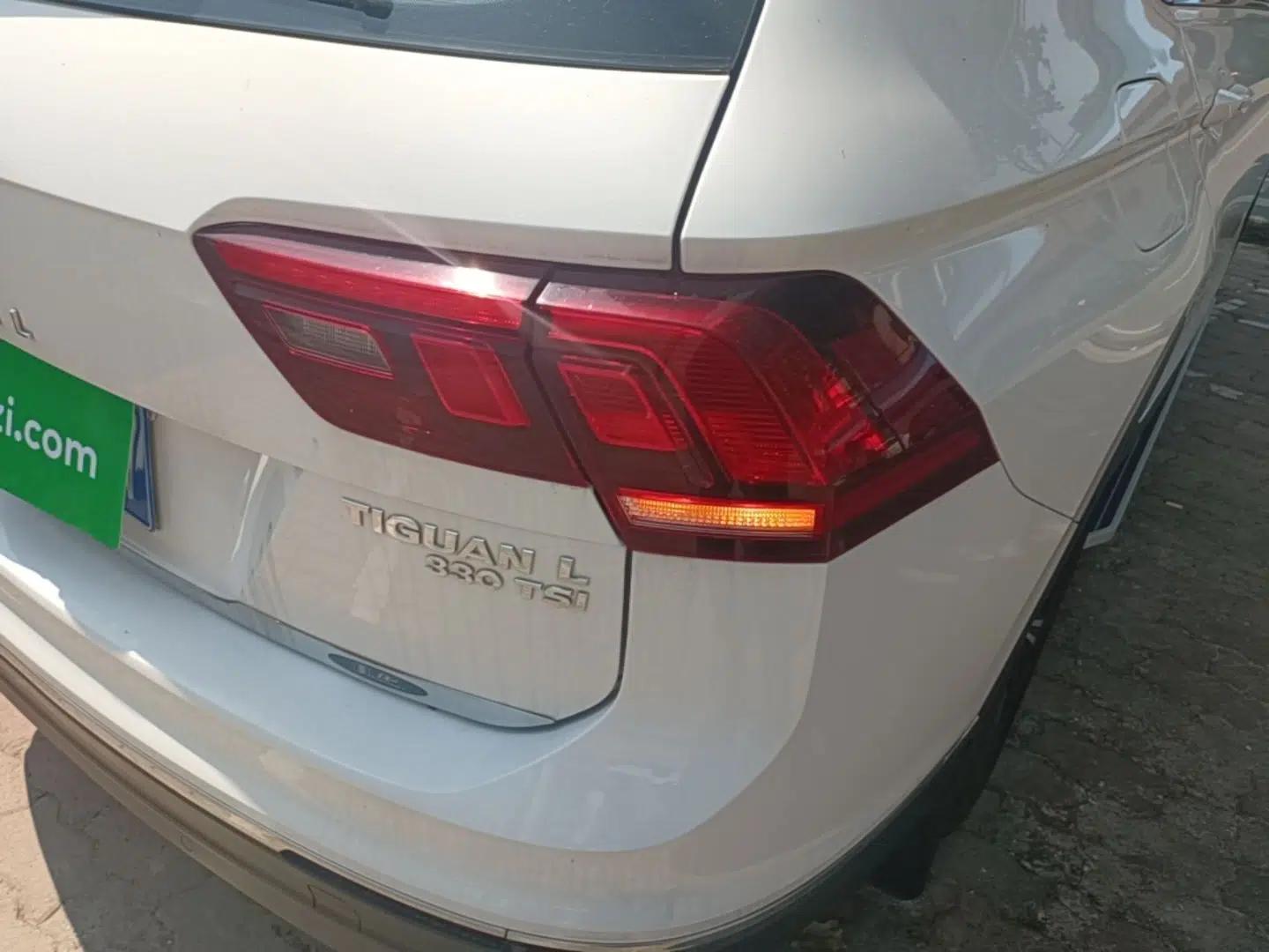 Volkswagen Tiguan L 2020 330TSI Automatic Two-Wheel Drive Panoramic Comfort Edition China VI Standard — миниатюра 9