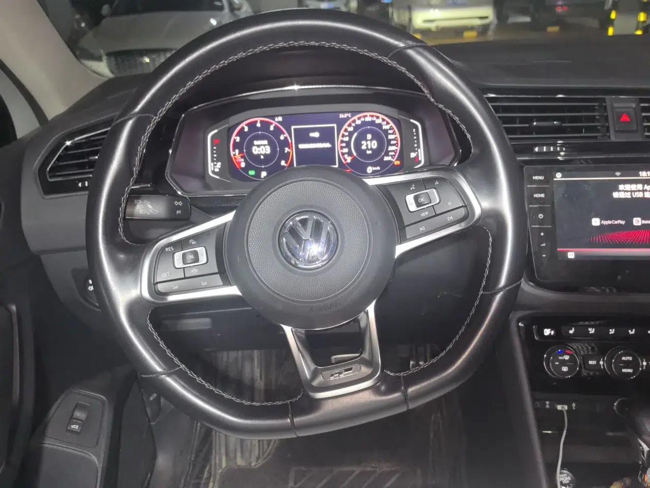 Volkswagen Tiguan L 2019 330TSI Automatic Two-Wheel Drive R-Line Flagship Model China VI Standard — миниатюра 10