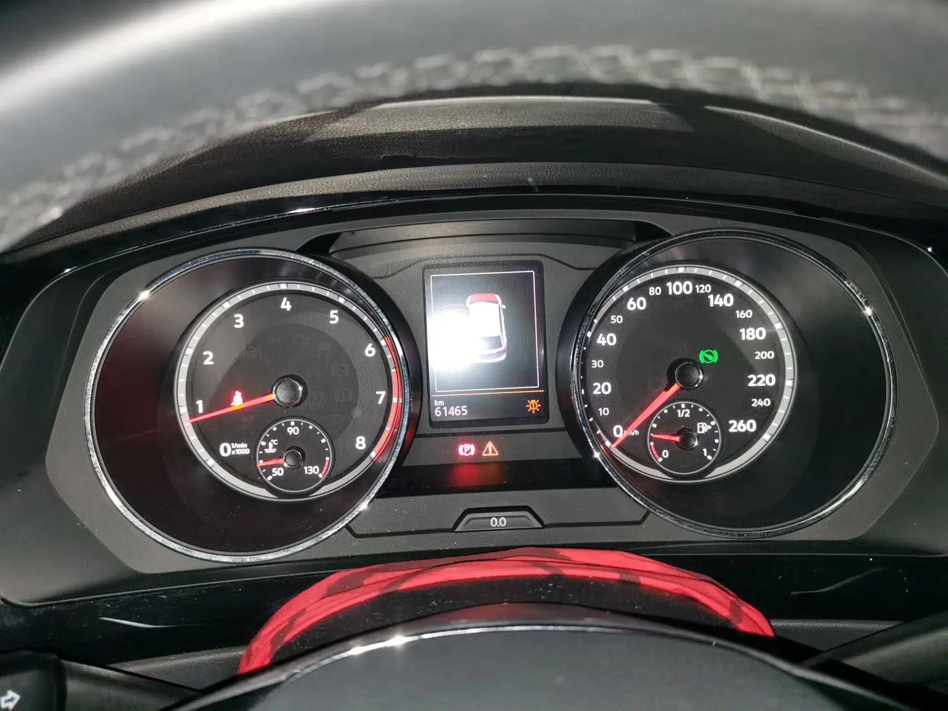 Volkswagen Tiguan L 2019 Revised Version 330TSI Automatic Two-Wheel Drive Panoramic Comfort Edition China V Standard — миниатюра 11