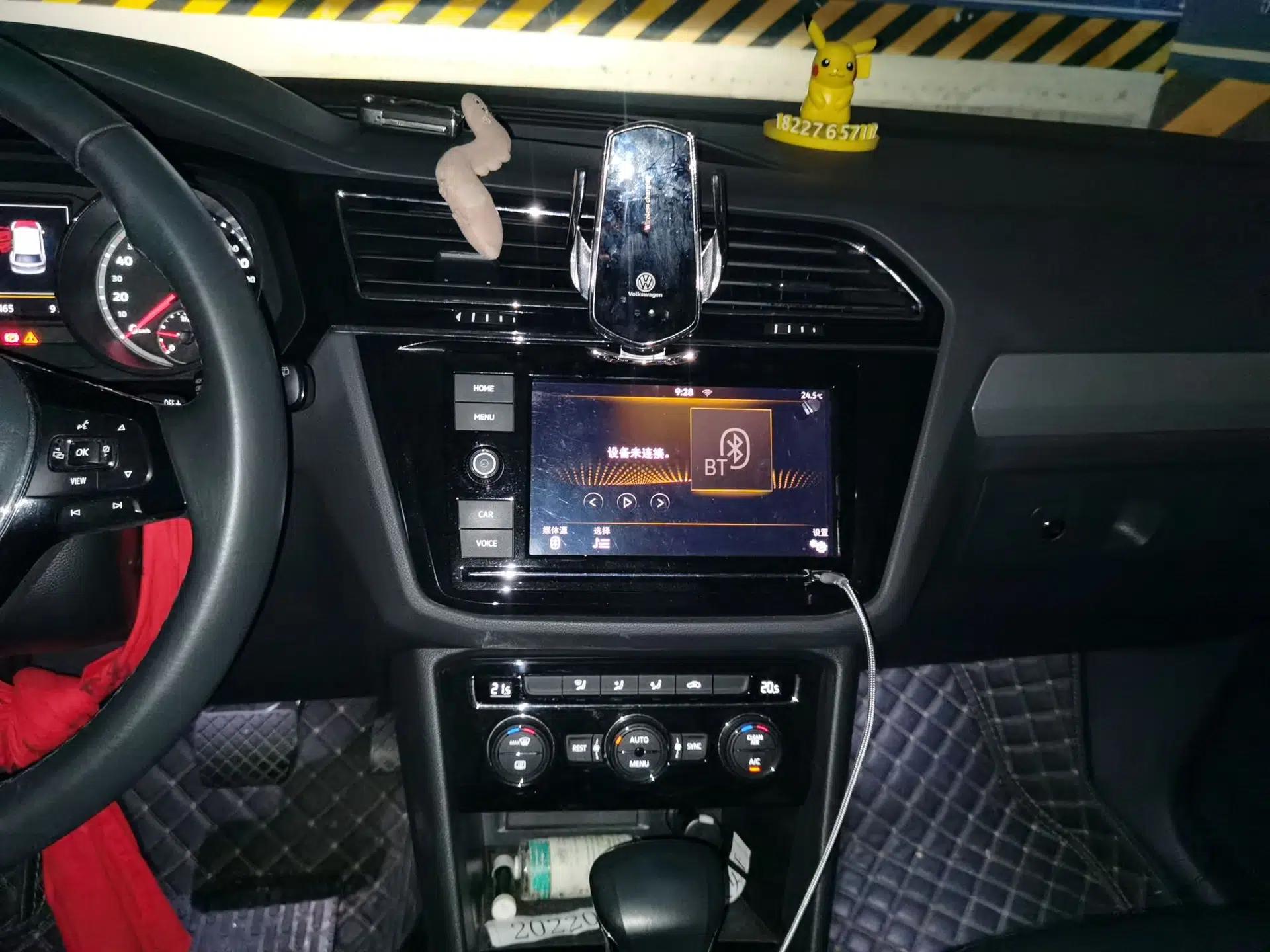 Volkswagen Tiguan L 2019 Revised Version 330TSI Automatic Two-Wheel Drive Panoramic Comfort Edition China V Standard — миниатюра 13