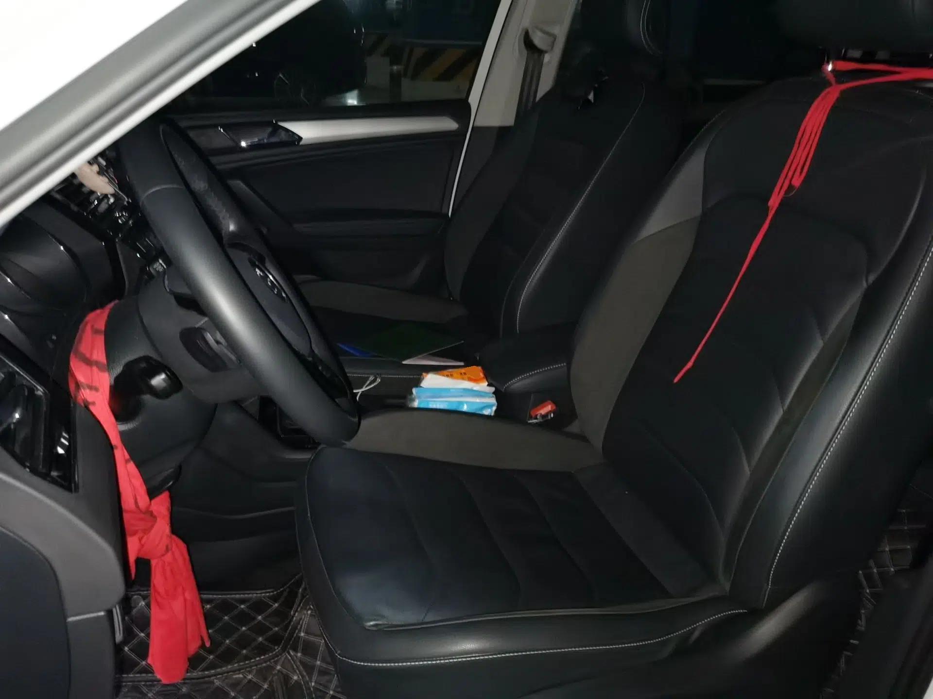 Volkswagen Tiguan L 2019 Revised Version 330TSI Automatic Two-Wheel Drive Panoramic Comfort Edition China V Standard — миниатюра 15