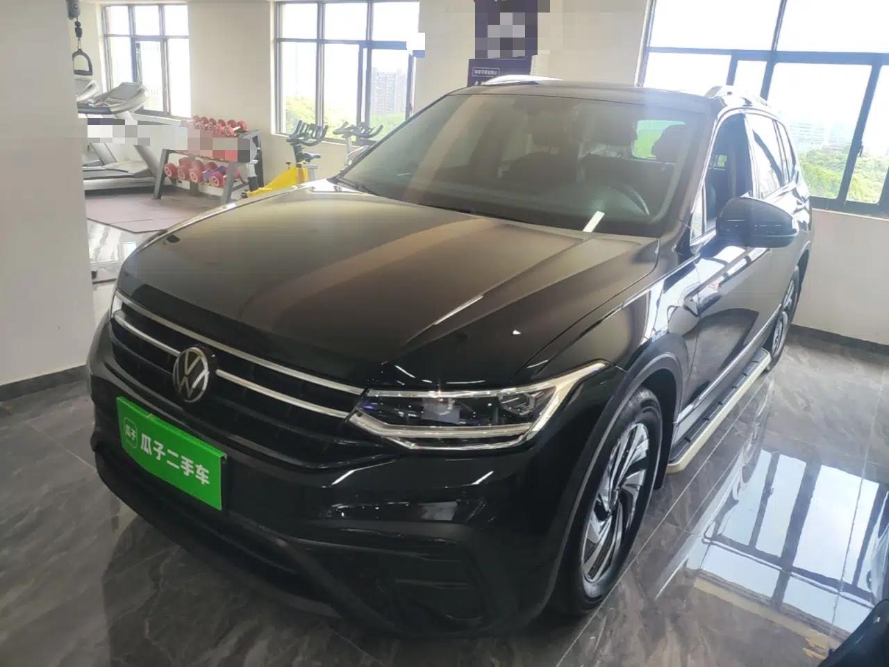 Volkswagen Tiguan L 2024 Outstanding Model 300TSI Automatic Two-Wheel Drive Longteng Edition — миниатюра 1
