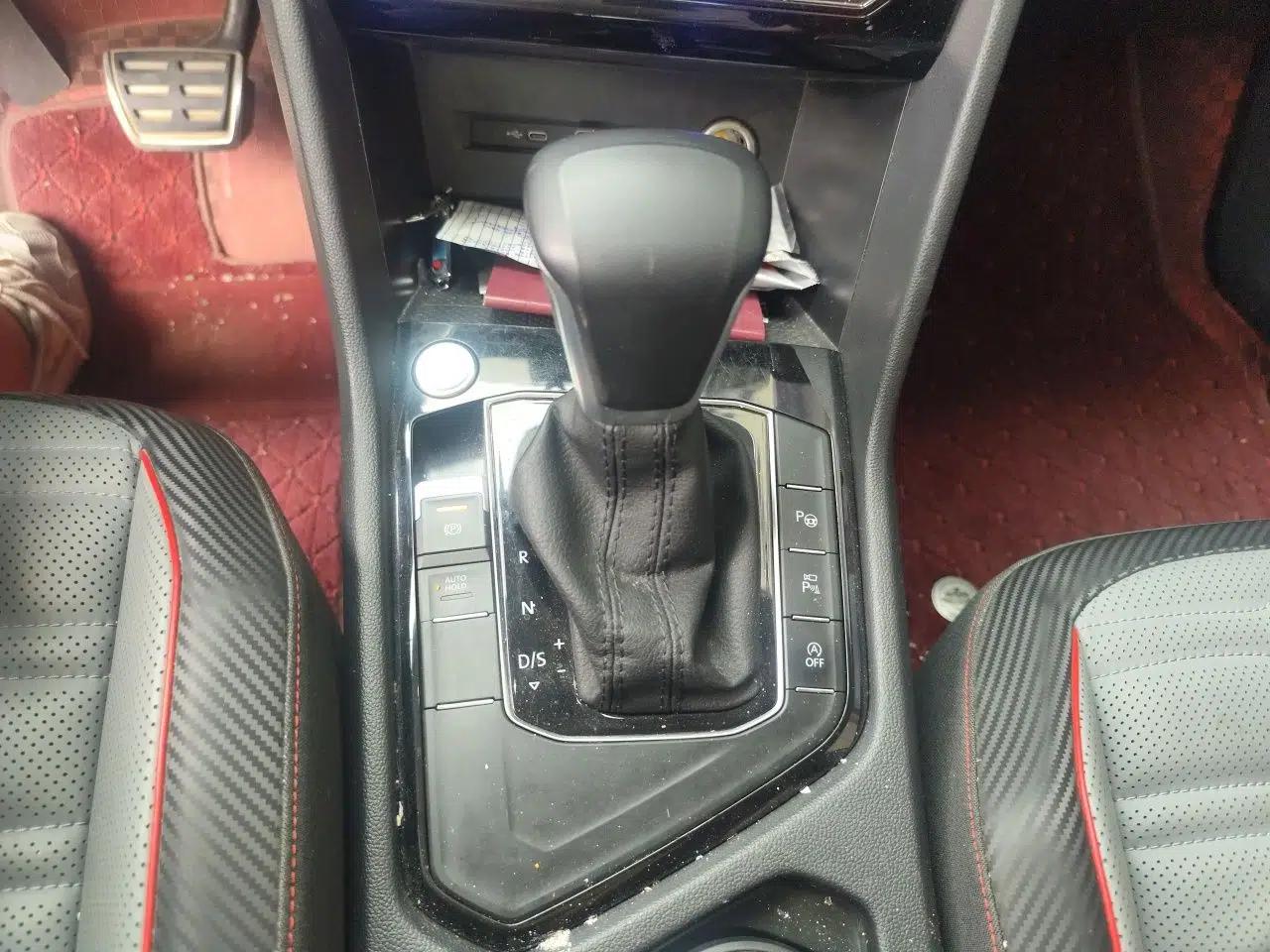 Volkswagen Tiguan L 2023 330TSI Automatic Two-Wheel Drive R-Line Flagship Edition — миниатюра 14