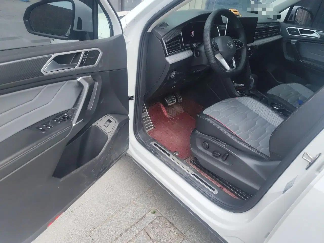 Volkswagen Tiguan L 2023 330TSI Automatic Two-Wheel Drive R-Line Flagship Edition — миниатюра 16