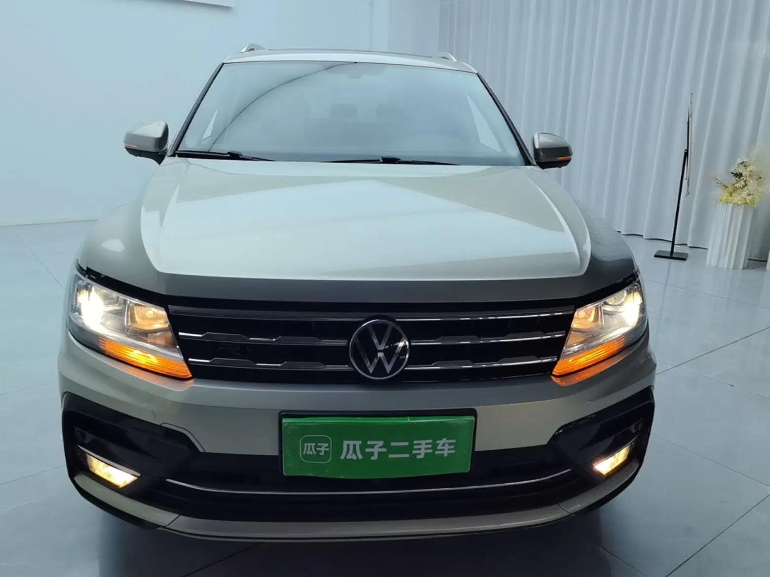 Volkswagen Tiguan L 2021 330TSI Automatic Two-Wheel Drive R-Line Enhanced Edition — миниатюра 2