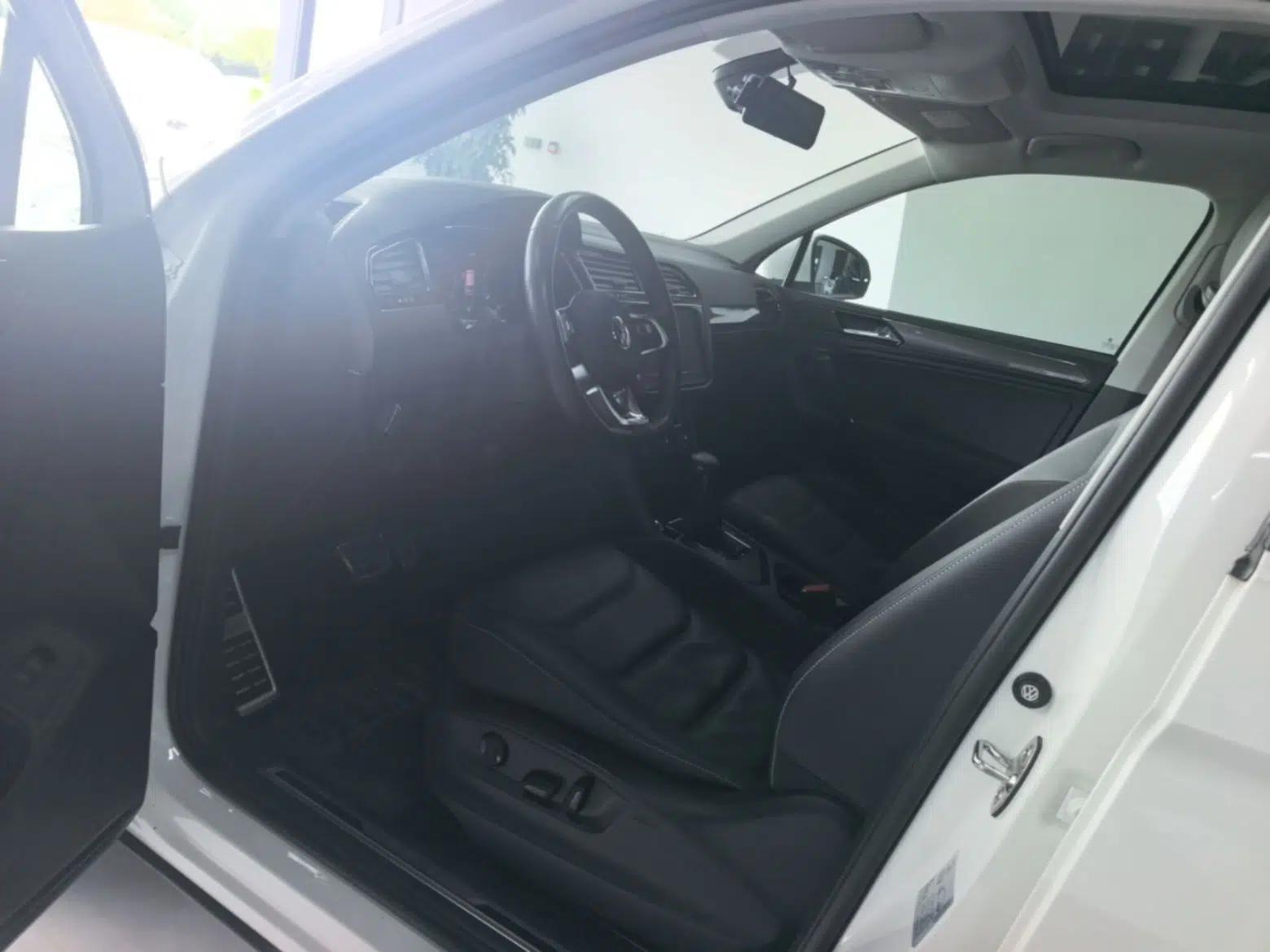 Volkswagen Tiguan L 2021 330TSI Automatic Two-Wheel Drive R-Line Enhanced Edition — миниатюра 18