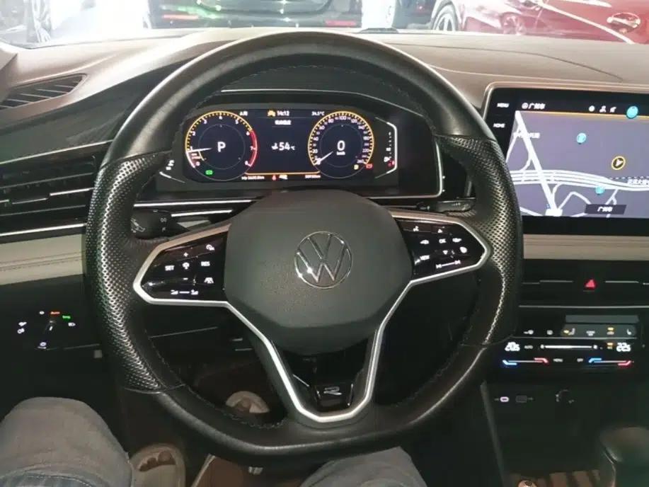Volkswagen Tiguan L 2023 330TSI Automatic Two-Wheel Drive R-Line Enjoyment Edition — миниатюра 13