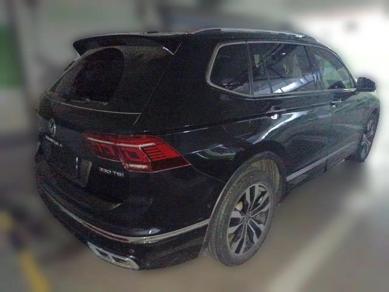 Volkswagen Tiguan L 2023 330TSI Automatic Two-Wheel Drive R-Line Enjoyment Edition — миниатюра 6