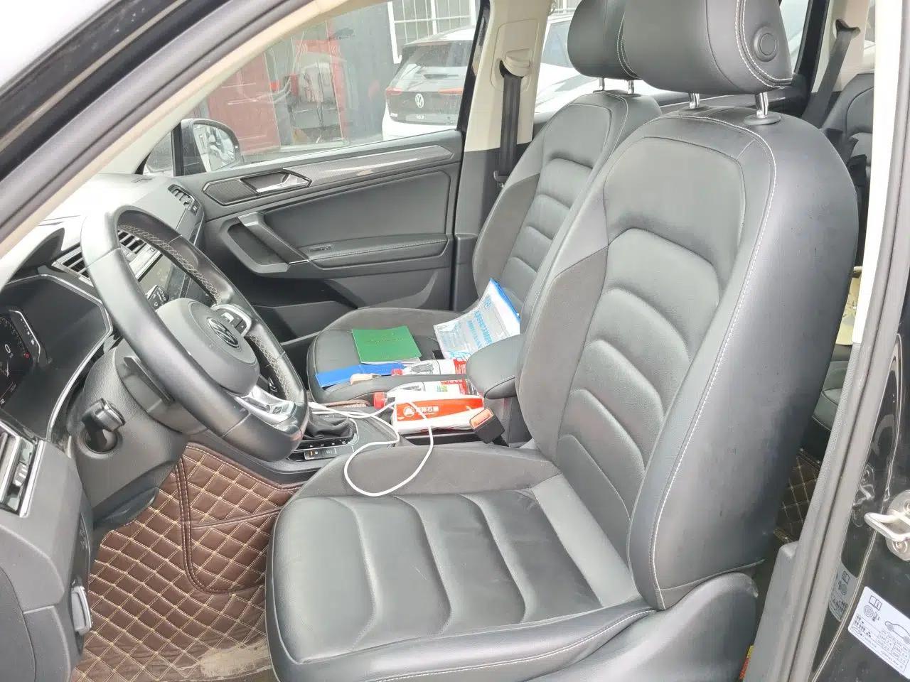 Volkswagen Tiguan L 2021 330TSI Automatic Two-Wheel Drive R-Line Enhanced Edition — миниатюра 15