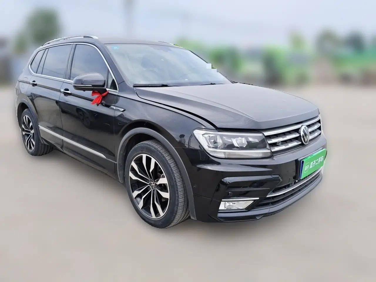 Volkswagen Tiguan L 2021 330TSI Automatic Two-Wheel Drive R-Line Enhanced Edition — миниатюра 3