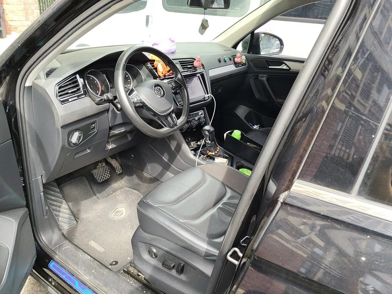 Volkswagen Tiguan L 2019 330TSI Automatic Two-Wheel Drive Panoramic Comfort Edition China V Standard — миниатюра 15