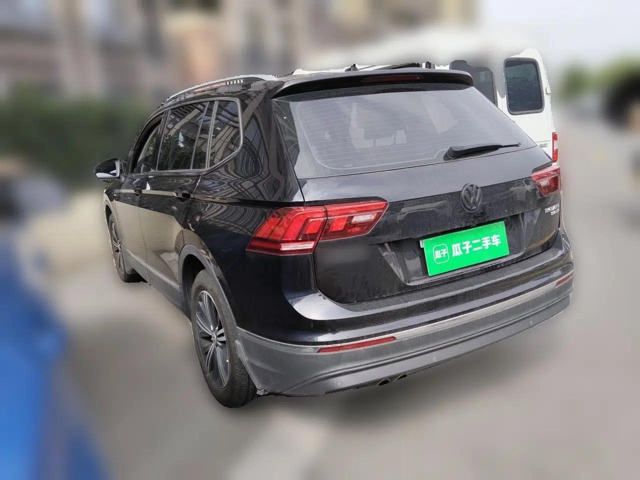 Volkswagen Tiguan L 2019 330TSI Automatic Two-Wheel Drive Panoramic Comfort Edition China V Standard — миниатюра 4