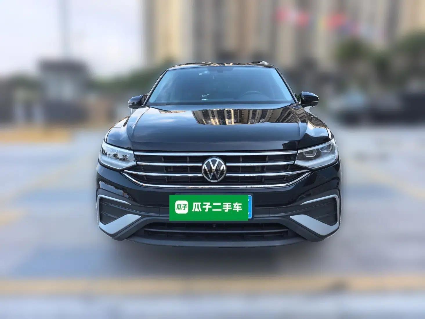 Volkswagen Tiguan L 2022 330TSI Automatic Two-Wheel Drive Smart Edition — миниатюра 2
