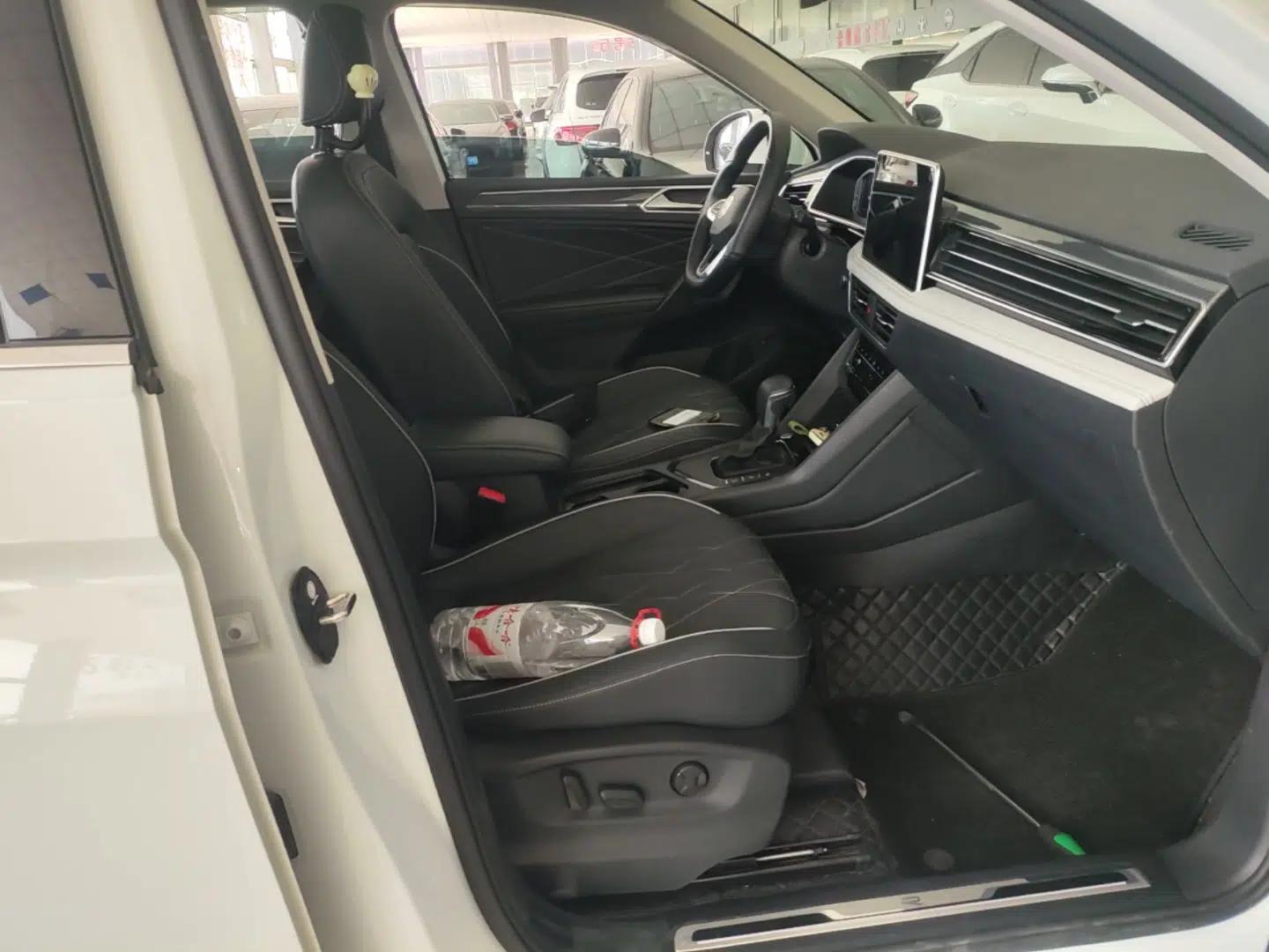 Volkswagen Tiguan L 2024 330TSI Automatic Two-Wheel Drive R-Line Enhanced Edition — миниатюра 19