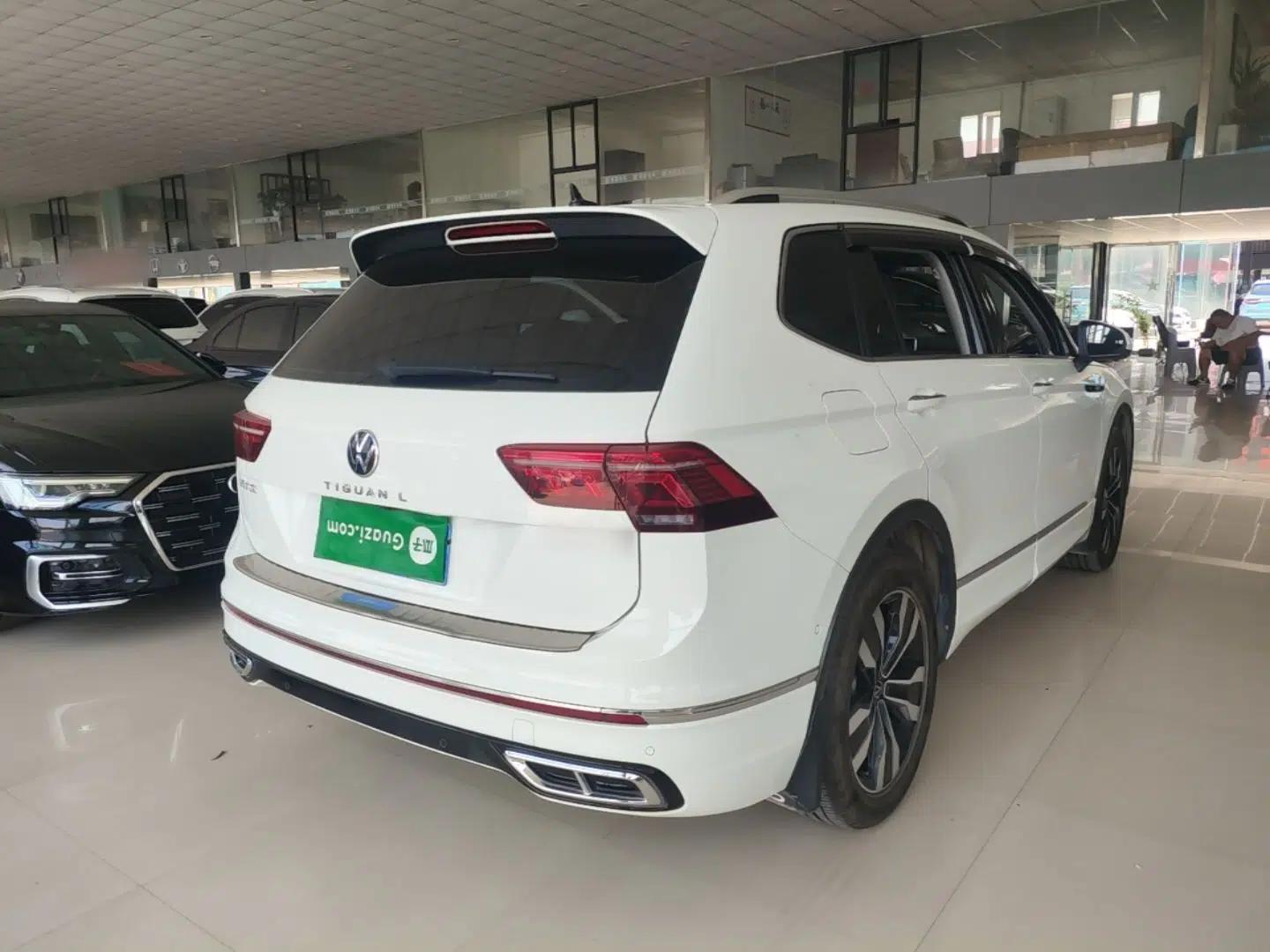 Volkswagen Tiguan L 2024 330TSI Automatic Two-Wheel Drive R-Line Enhanced Edition — миниатюра 6