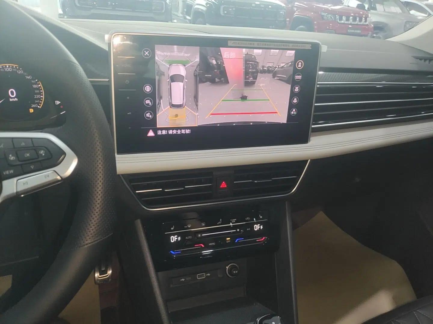 Volkswagen Tiguan L 2024 Outstanding Model 330TSI Automatic Two-Wheel Drive R-Line Dragon Glory Edition — миниатюра 15