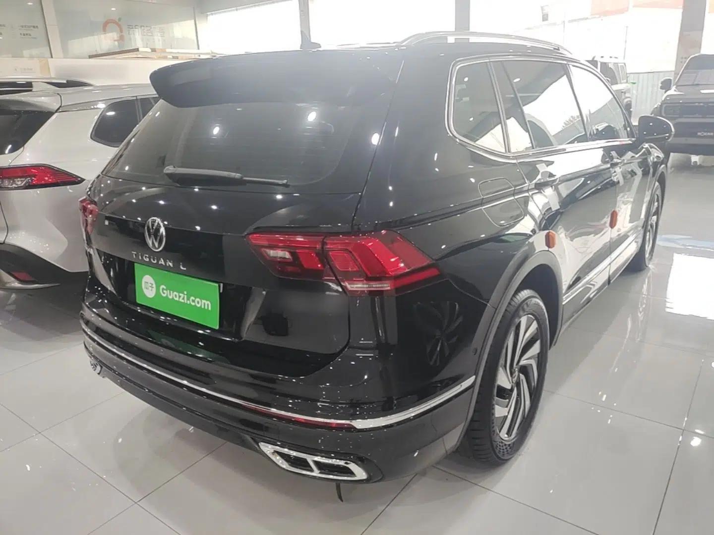 Volkswagen Tiguan L 2024 Outstanding Model 330TSI Automatic Two-Wheel Drive R-Line Dragon Glory Edition — миниатюра 6