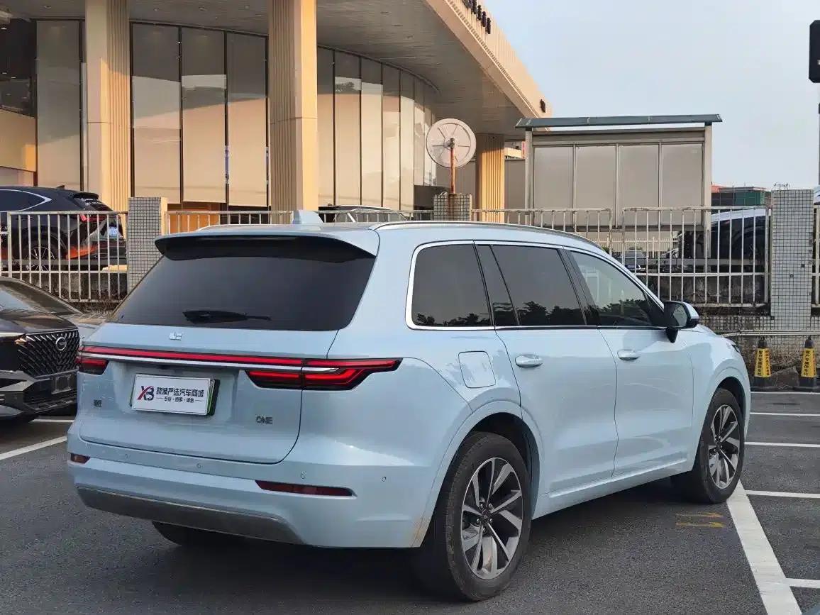 Li Auto ONE 2021 Extended Range 6-Seater — миниатюра 14