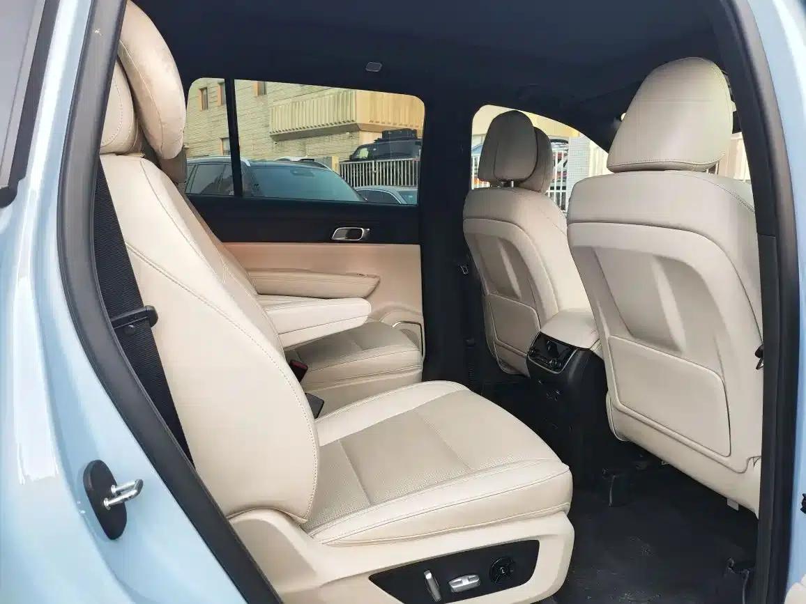 Li Auto ONE 2021 Extended Range 6-Seater — миниатюра 8