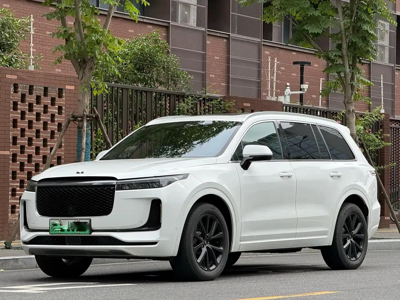 Li Auto ONE 2020 Extended Range 6-Seater — миниатюра 1