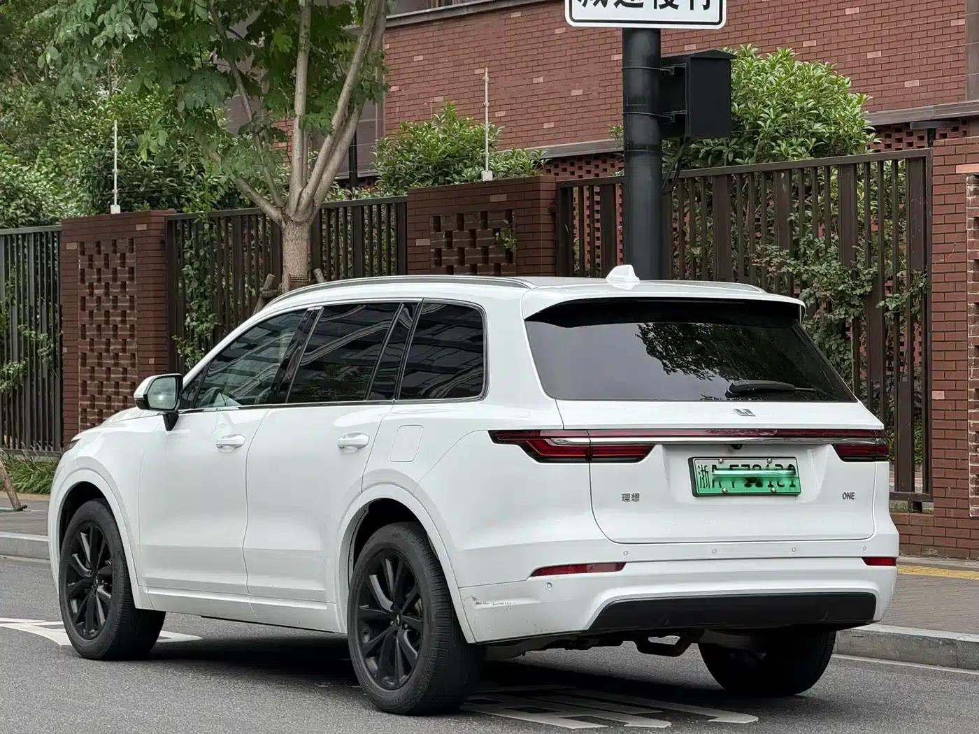 Li Auto ONE 2020 Extended Range 6-Seater — миниатюра 5