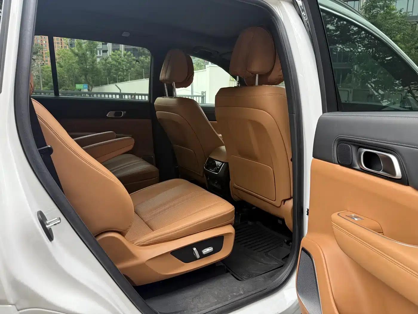 Li Auto ONE 2020 Extended Range 6-Seater — миниатюра 7