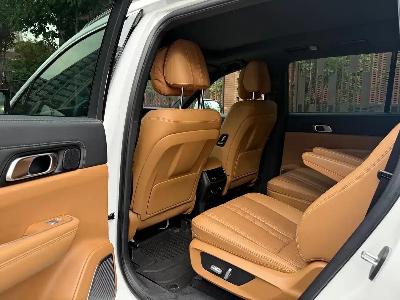 Li Auto ONE 2020 Extended Range 6-Seater — миниатюра 9