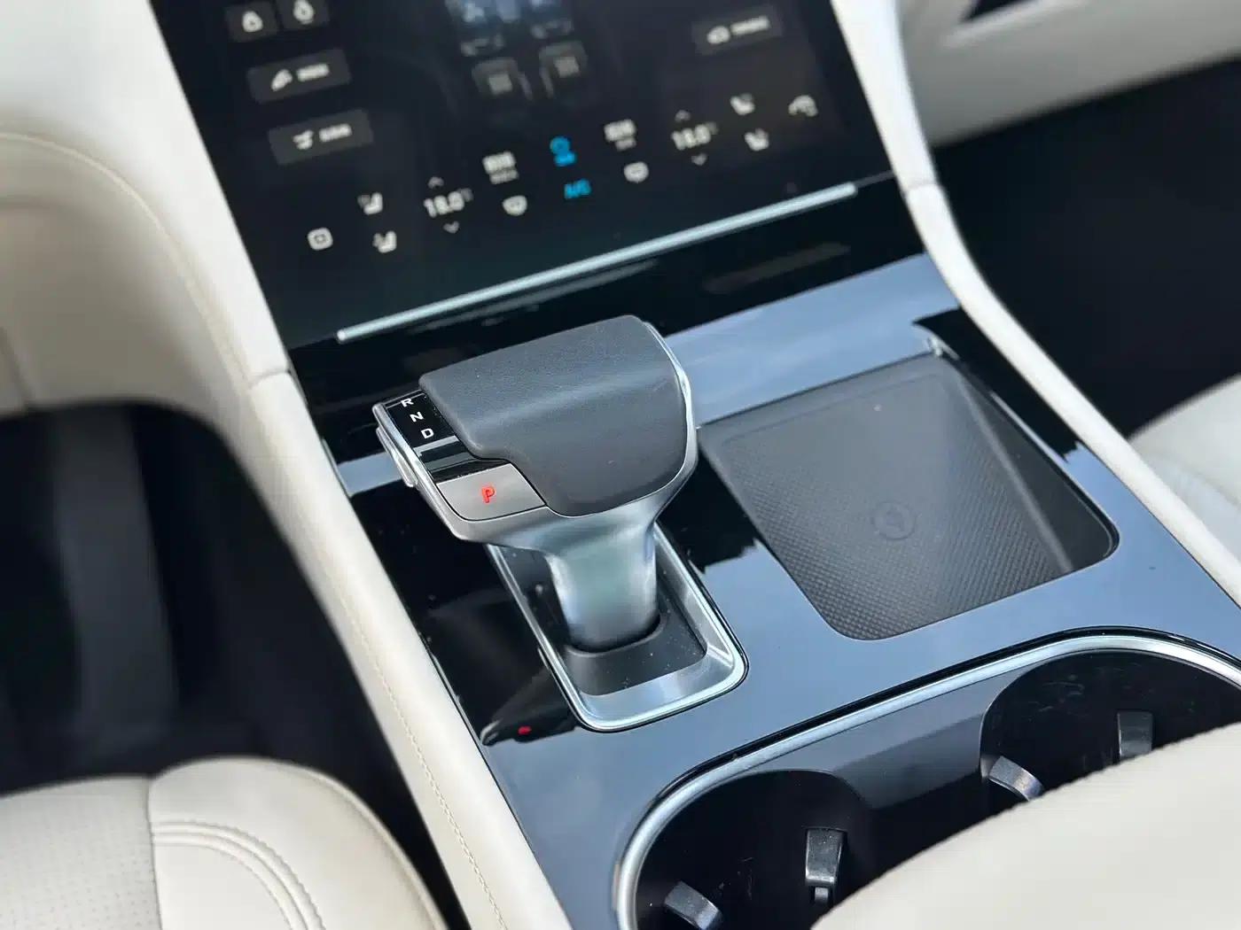 Li Auto ONE 2021 Extended Range 6-Seater — миниатюра 17